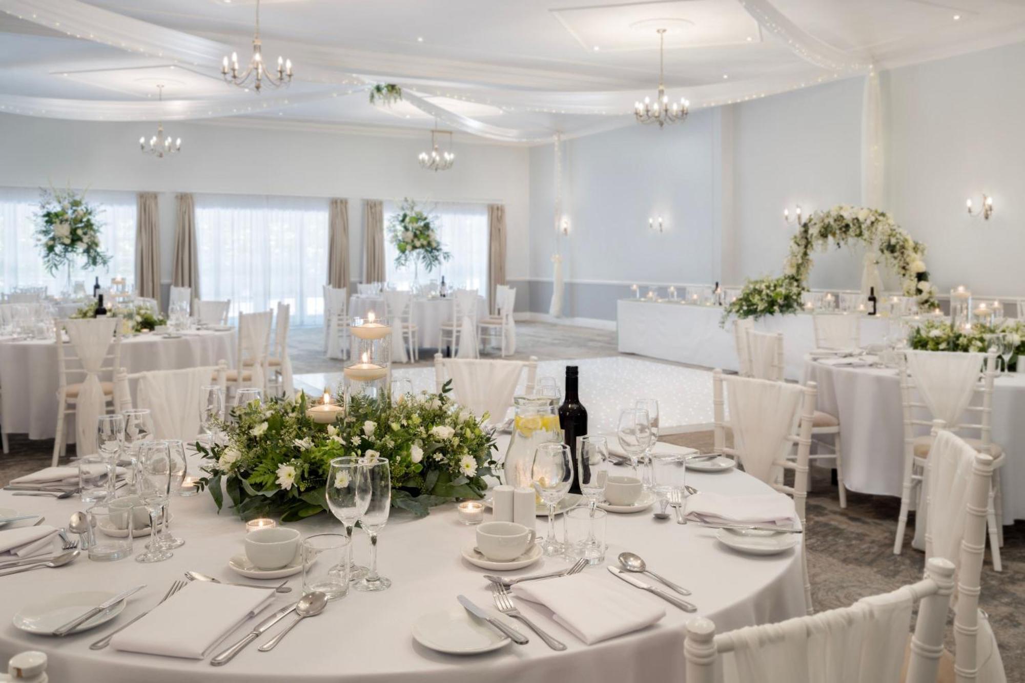 Delta Hotels By Marriott Preston Престон Экстерьер фото