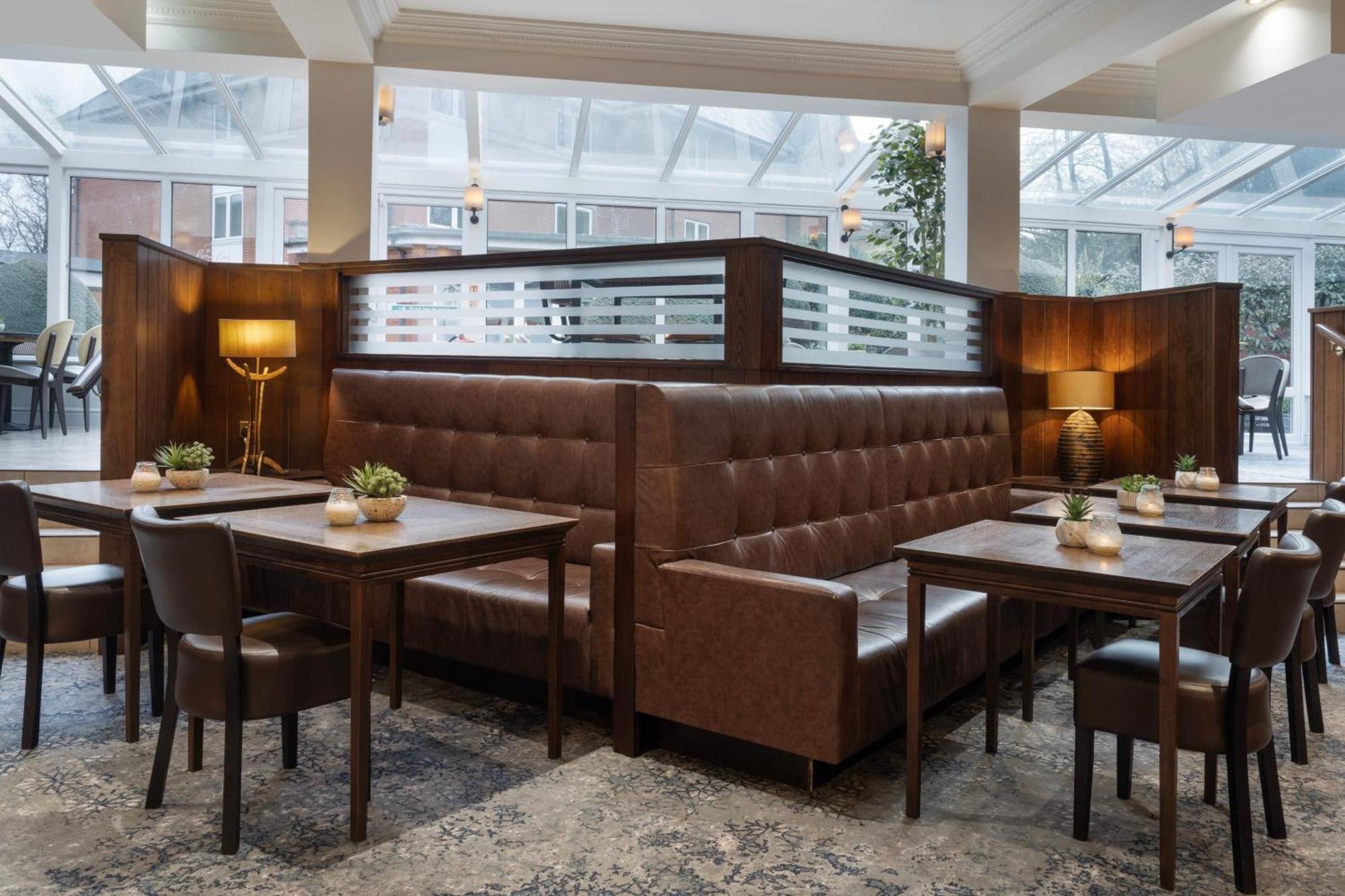 Delta Hotels By Marriott Preston Престон Экстерьер фото